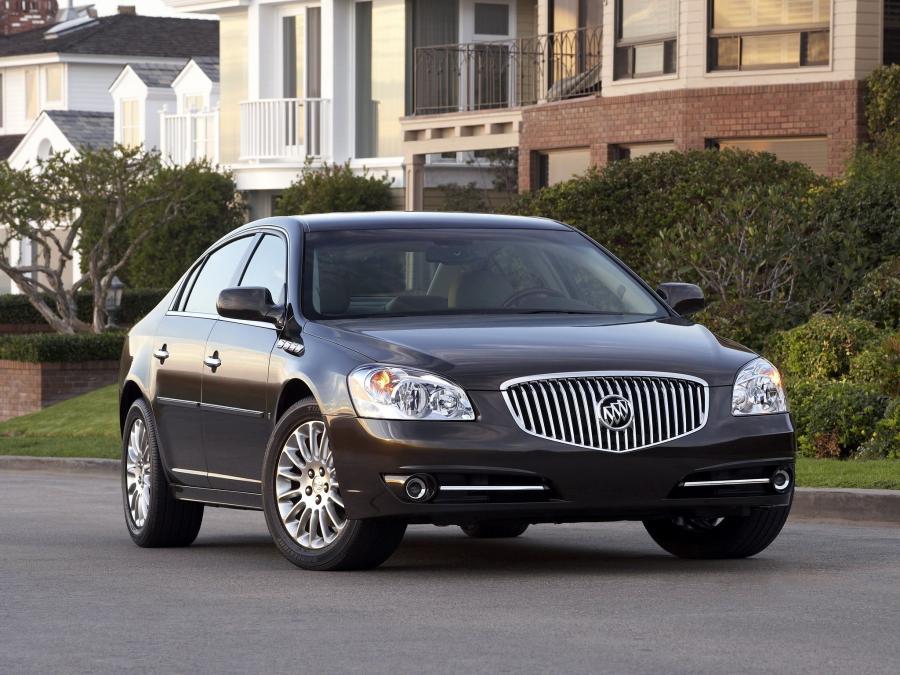  Buick Lucerne Super 2008 года  (фото 10 из 16)